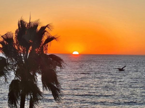 Fuengirola center beachfront Yate